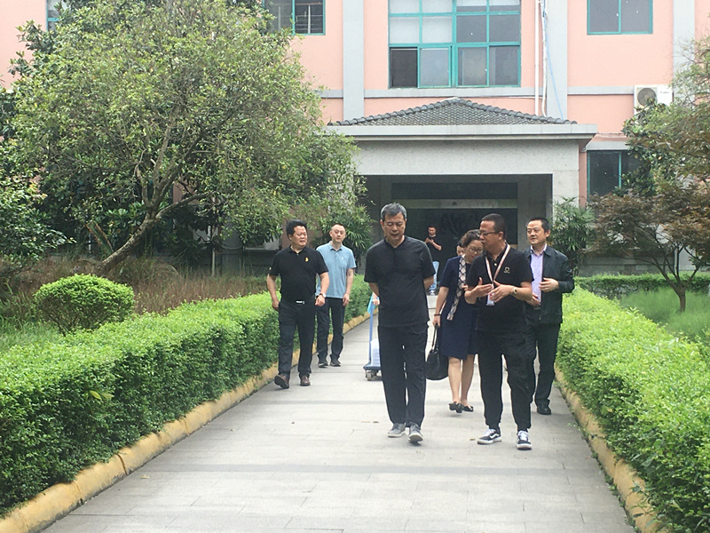 ÀÖɽÊÐÕþе÷ÑÐ×é×鳤¹¢Ç¿µ½ÎÒ¹«Ë¾µ÷ÑС°¾ÍÒµ·þÎñ¡±ÊÂÇé_¸±±¾ ÀÖɽÊÐÕþе÷ÑÐ×é×鳤¹¢Ç¿µ½ÎÒ¹«Ë¾µ÷ÑС°¾ÍÒµ·þÎñ¡±ÊÂÇé_¸±±¾